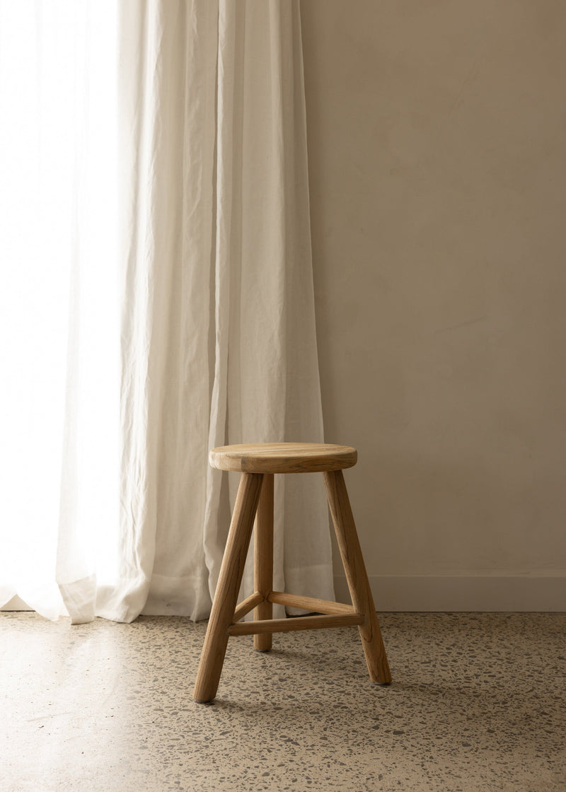 Village Stool / Natural