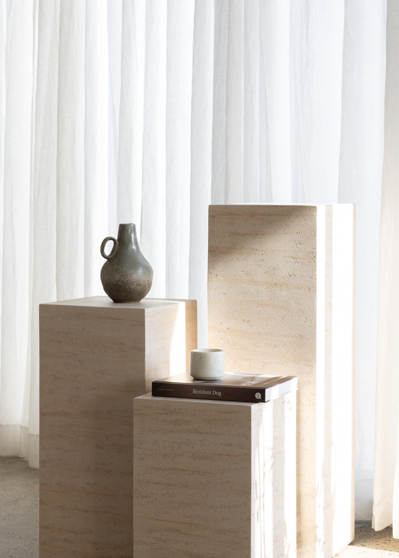 Mirra Plinth / Travertine