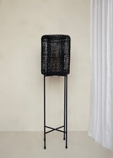 Arta Floor Lamp / Black