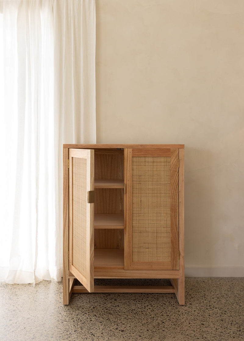 Alba Cabinet / Natural