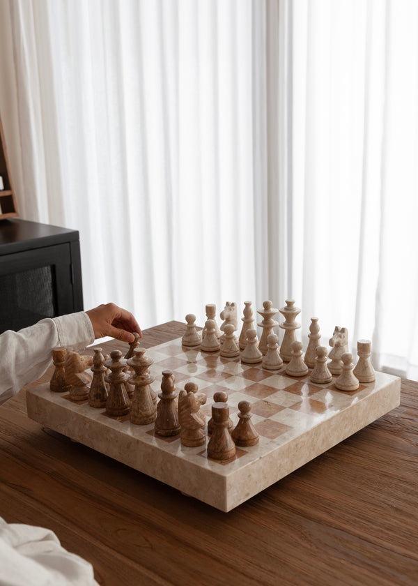 Maku Marble Chess Set / Terracotta and Cream