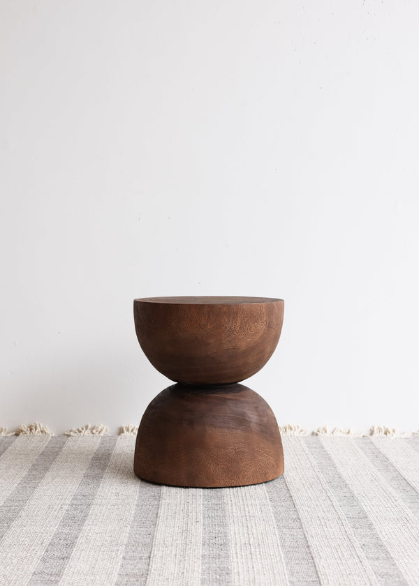 Flora Stump / Walnut