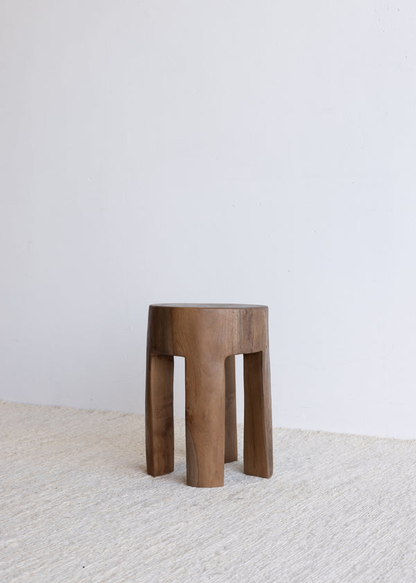 Tavi Stool / Dark Teak