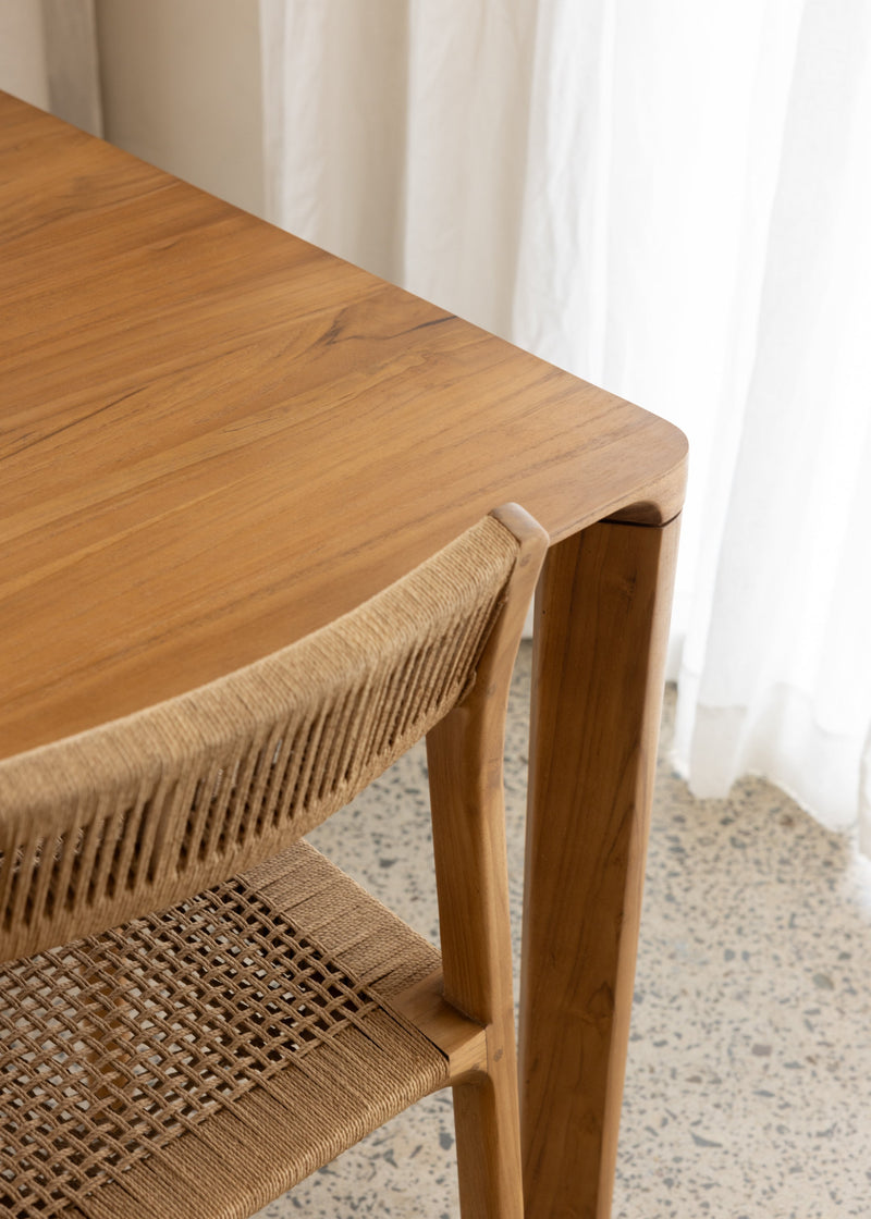 Glide Dining Table / Natural