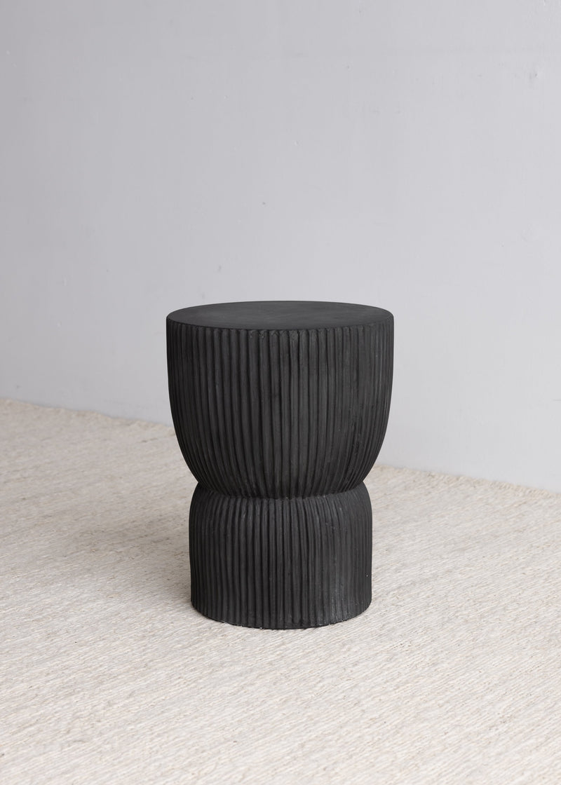 Lia Stool / Charcoal