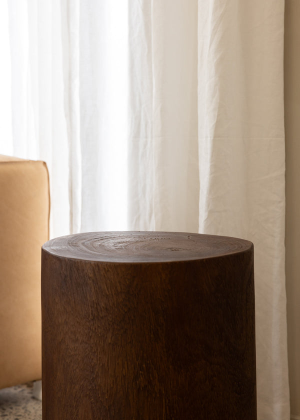 Noah Stool / Walnut