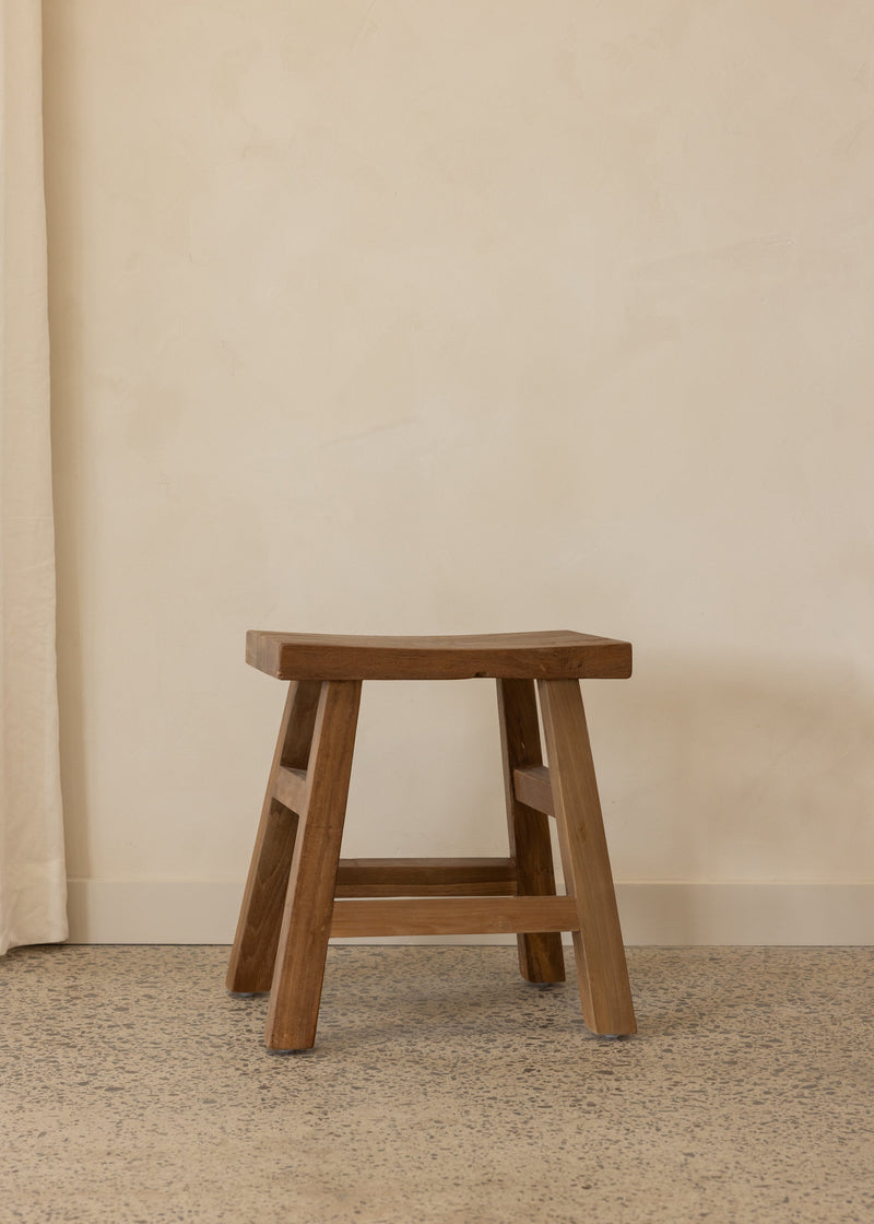 Zuri Stool / Dark Teak