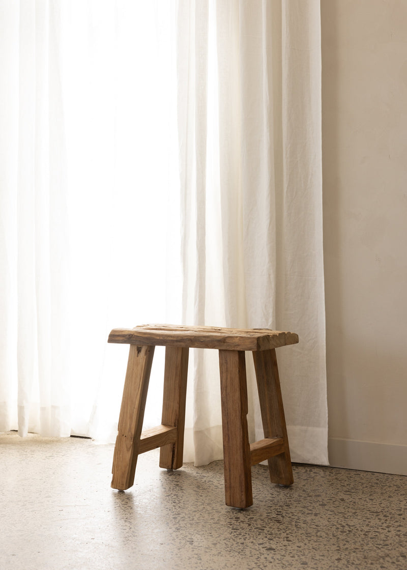 Joel Rustic Stool / Natural