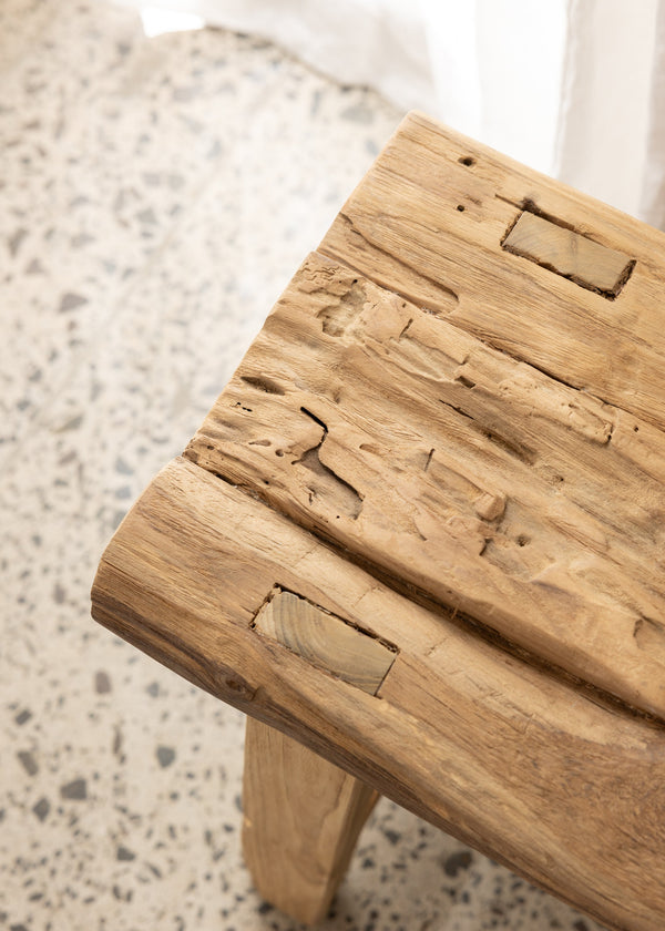 Joel Rustic Stool / Natural