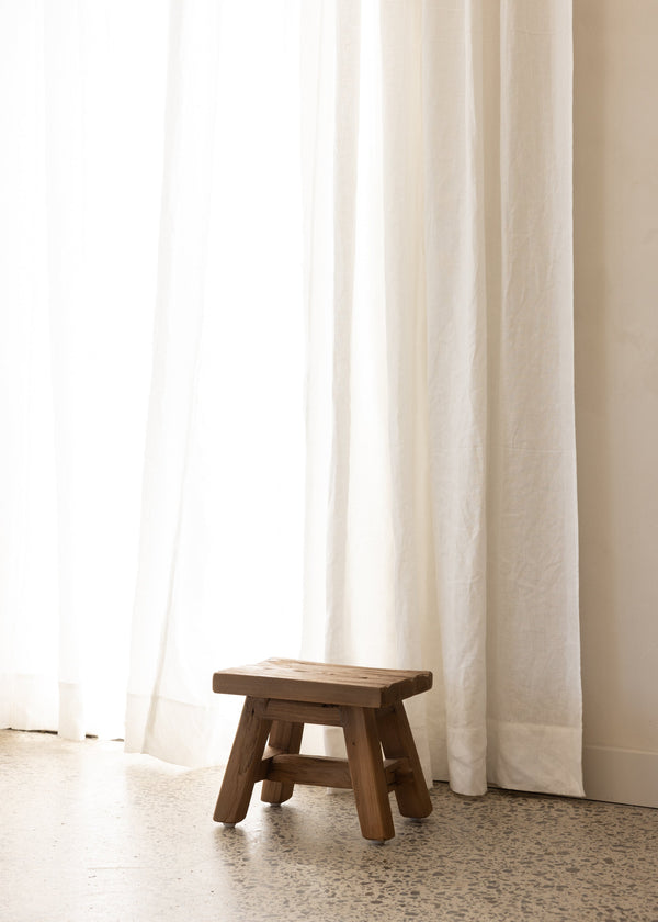 Bapak Stool / Dark Teak