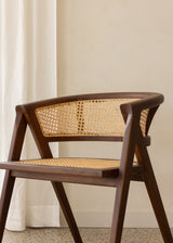 Clara Chair / Walnut