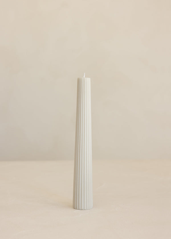 Tapered Lone Pillar Candle / Pale Eucalyptus